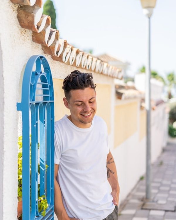 Retrato de Lucas Ferreira, advogado associado